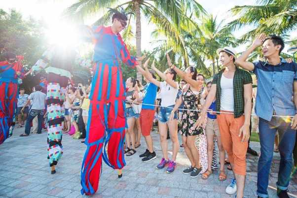 Du Lịch Nha Trang Vinpearl Land - Vé Vin Wonders + Buffet Trưa + Cáp treo 1 chiều